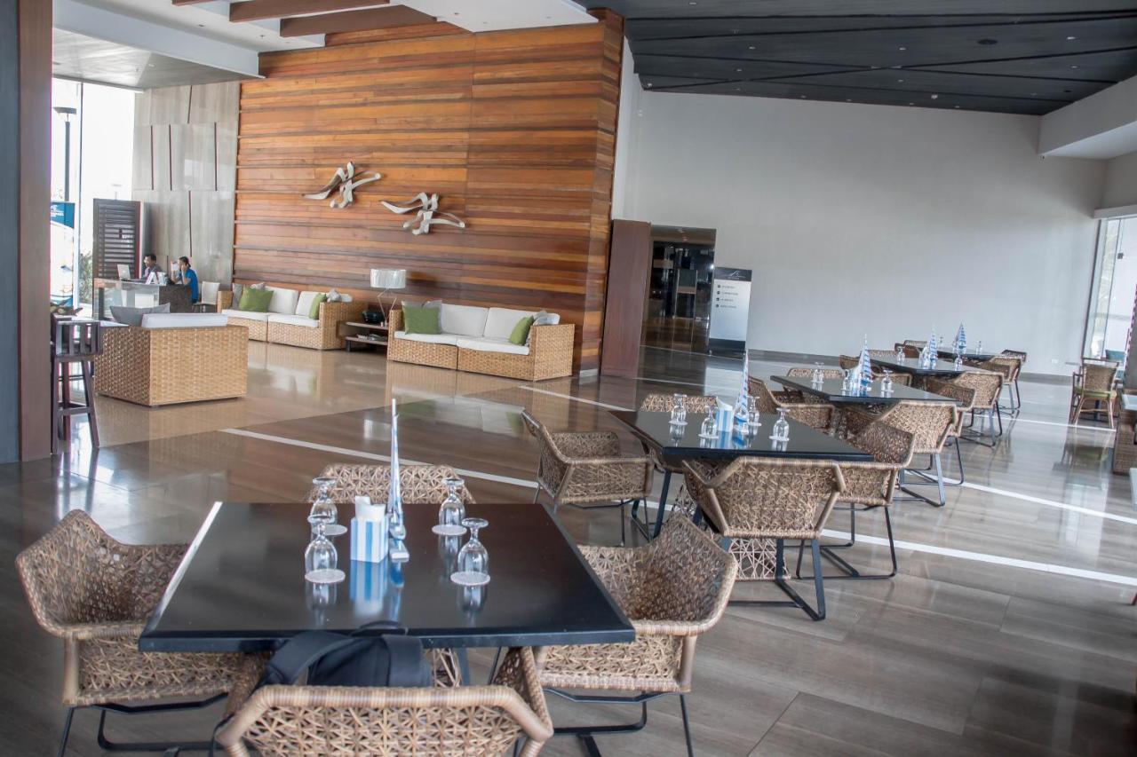 マクタン 1Br Oceanfront At Arterra, Fast Wifi, Nflix, Kitchenヴィラ エクステリア 写真